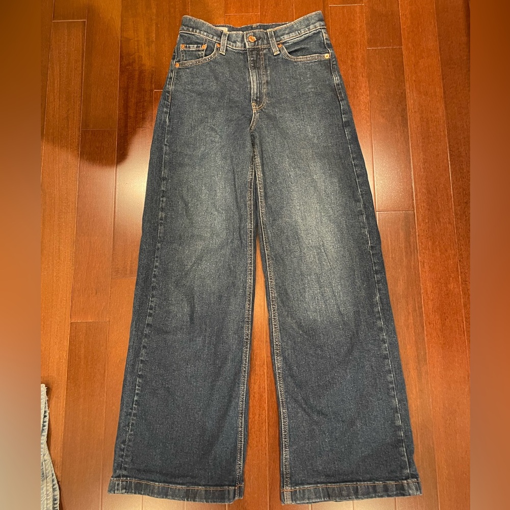 GAP High-Rise Stride Jeans in Dark Blue